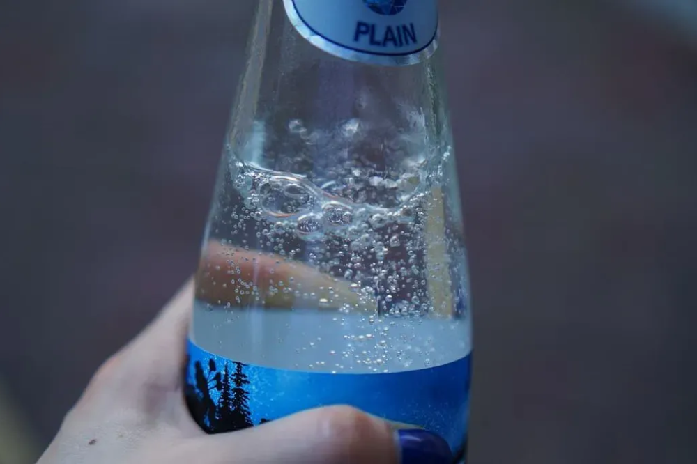 Is Seltzer Water Bad for Your Teeth?